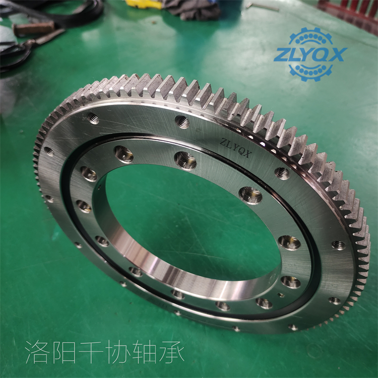 ZLYQX转盘轴承滚道剥落的原因及修复方法 ZLYQX转盘轴承滚道剥落的原因及修复方法